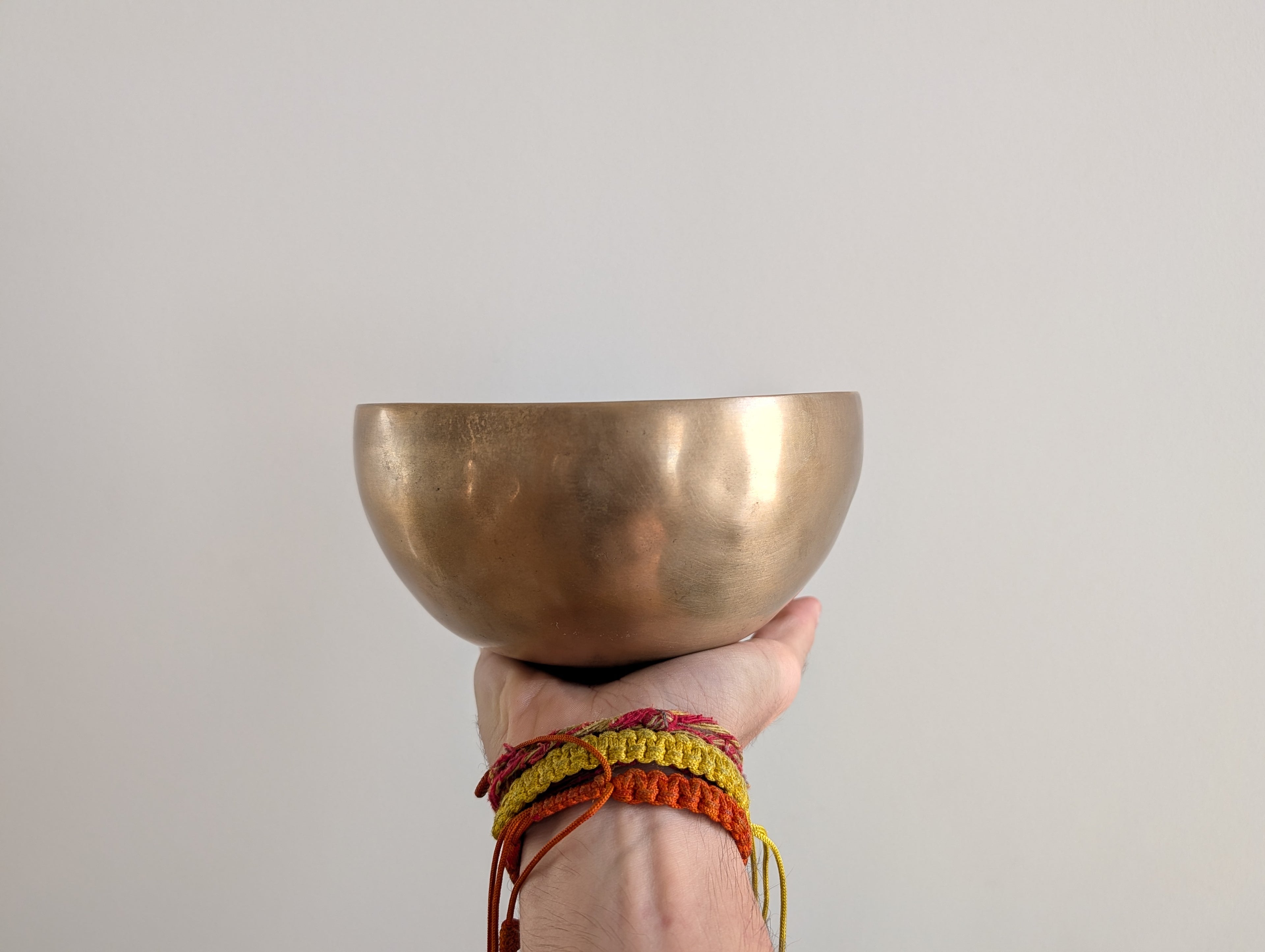 Surya Gold  Klangschale · 17 cm · ca. 870g